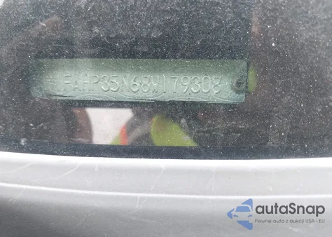 2008 Ford Focus Se/Ses from USA, damaged, VIN 1FAHP35N68W179308